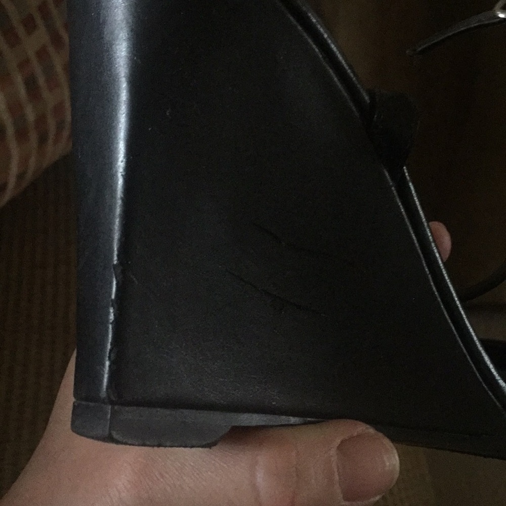 Sandals - Picture 6 of 6